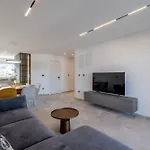 Bracera Luxury Slatine