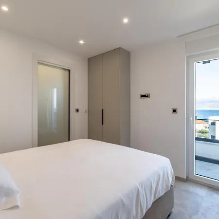 Bracera Luxury