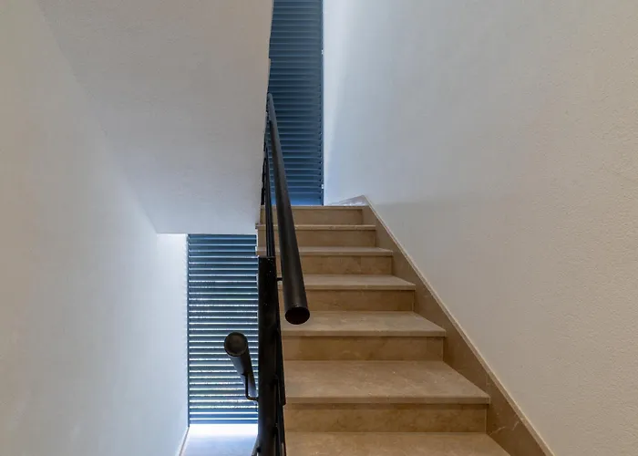 Bracera Luxury شقة *