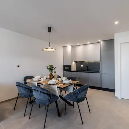 Bracera Luxury 슬라티네