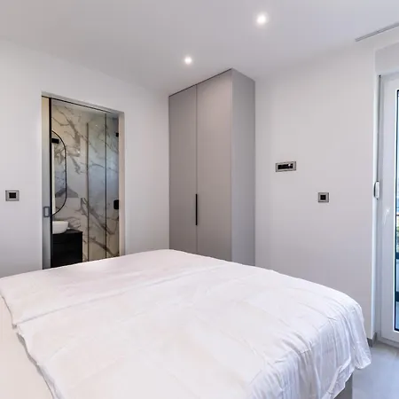 Bracera Luxury 슬라티네