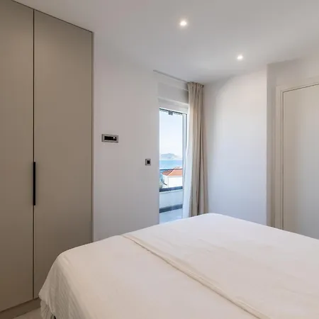 Bracera Luxury 아파트