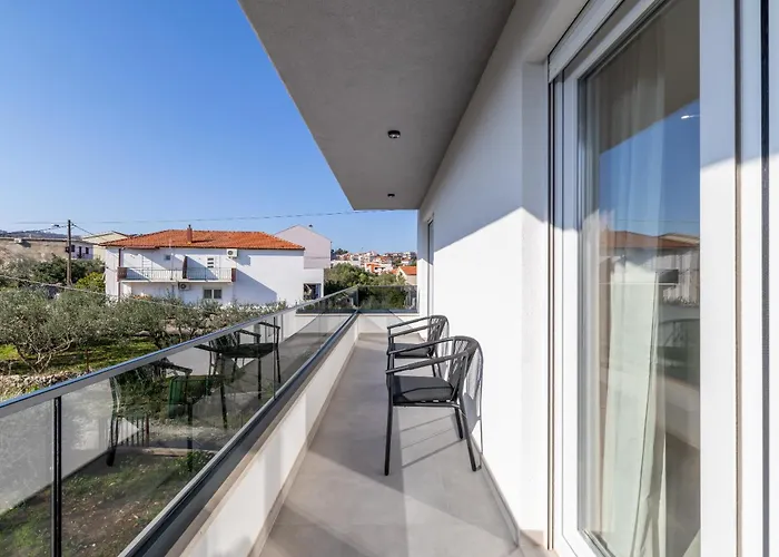 Bracera Luxury Appartement Slatine