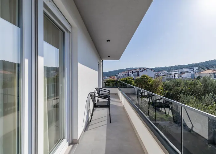 Bracera Luxury * Slatine